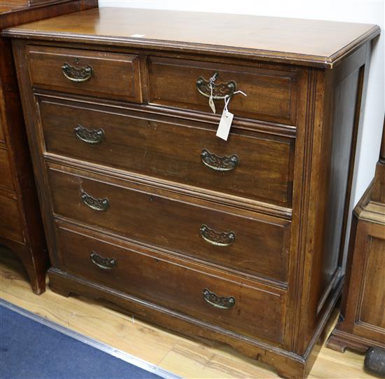 An Edwardian mahogany chest of drawers fitted two short drawers and three long drawers W.103cm